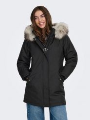 ONLY Parka w kolorze czarnym rozmiar: M. Czarne płaszcze ONLY, m, bez wzorów, bez kaptura. Za 223.99 zł.