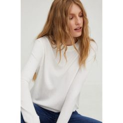 Answear Lab sweter damski kolor biały lekki. Białe swetry Answear Lab, m, bez wzorów, z dzianiny, bez ramiączek. Za 119.99 zł.