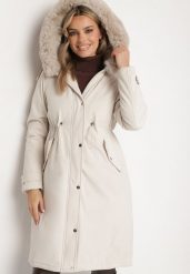 Jasnobeżowa Kurtka Parka Długa ze Ściągaczami i Futerkiem Odpinanym Delanira. Brązowe kurtki Born2be, l, bez wzorów, eleganckie, bez kaptura. W wyprzedaży za 314.49 zł.