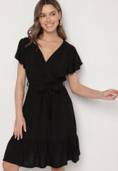 Czarna Wiskozowa Sukienka z Kopertowym Dekoltem i Paskiem Aurenelle. Czarne sukienki Born2be, na co dzień, l, bez wzorów, z jeansu, eleganckie, bez kołnierzyka, bez ramiączek, midi, dopasowane. W wyprzedaży za 50.99 zł.