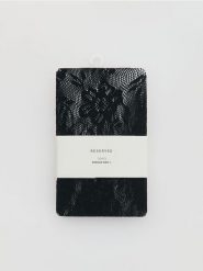 Koronkowe rajstopy - czarny. Czarne rajstopy Reserved, bez wzorów, z koronki. Za 39.99 zł.