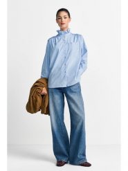 Rich & Royal Koszula w kolorze błękitnym rozmiar: 38. Niebieskie koszule Rich & Royal, bez wzorów, z bawełny, bez kołnierzyka, bez ramiączek. Za 284.95 zł.