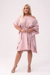 Elegancka kimonowa sukienka Luisa w kolorze pudrowego różu XXL OVERSIZE. Czerwone sukienki Moda Size Plus Iwanek, na imprezę, s, bez wzorów, z elastanu, eleganckie, z asymetrycznym kołnierzem, bez ramiączek, mini, asymetryczne. W wyprzedaży za 99.90 zł.