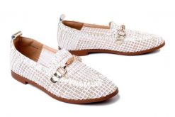 Artiker Relaks 58C0656 Biało-Złoty, półbuty damskie. Białe półbuty wsuwane Artiker Relaks, na lato, bez wzorów, bez obcasa. Za 239.90 zł.
