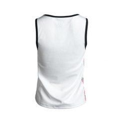 Koszulka Orna Top: styl i wygoda podczas ćwiczeń i relaksu. Białe topy IZAS, bez wzorów, sportowe, bez kołnierzyka, bez ramiączek. Za 160.83 zł.