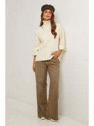 Soft Cashmere Golf w kolorze kremowym rozmiar: 38/40. Brązowe swetry Soft Cashmere, bez wzorów, klasyczne, bez ramiączek. Za 143.99 zł.