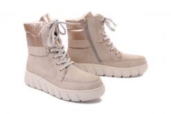 RIEKER Y3503-62 beige, trzewiki damskie. Brązowe śniegowce Rieker, bez wzorów, bez zapięcia. Za 389.90 zł.