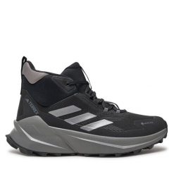 Trekkingi adidas. Czarne buty trekkingowe adidas, z gore-texu, bez zapięcia. Za 649.99 zł.