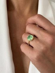 Les Petites Précieuses Pozłacany pierścionek z ametystem rozmiar: 56. Zielone pierścionki Les Petites Précieuses, z ametystem, pozłacane. Za 140.20 zł.