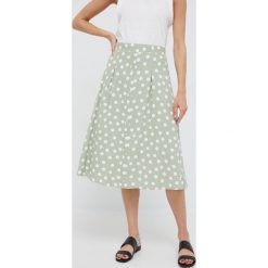Vero Moda spódnica z domieszką lnu kolor zielony midi rozkloszowana. Zielone spódnice Vero Moda, l, bez wzorów, z wiskozy, midi, rozkloszowane. W wyprzedaży za 83.99 zł.