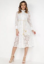 Biała Sukienka Eudoreia. Białe sukienki Born2be, m, z aplikacjami, z bawełny, boho, bez kołnierzyka, bez ramiączek, maxi, rozkloszowane. Za 339.99 zł.