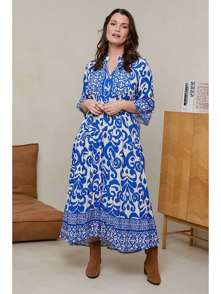 Curvy Lady Sukienka w kolorze niebieskim rozmiar: 40/42. Niebieskie sukienki Curvy Lady, bez wzorów, z wiskozy, klasyczne, bez kołnierzyka, bez ramiączek, maxi, rozkloszowane. Za 135.95 zł.