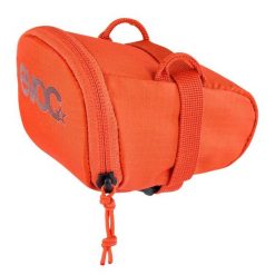 Torba rowerowa pod siodło Evoc Seat 0,7 L odblaskowy. Brązowe torebki klasyczne EVOC, bez wzorów, sportowe, bez dodatków. Za 87.00 zł.