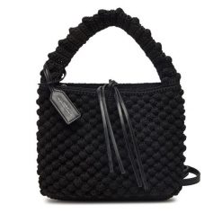 Torebka Gianni Chiarini. Czarne torebki klasyczne Gianni Chiarini, bez wzorów, klasyczne, bez dodatków. Za 499.99 zł.