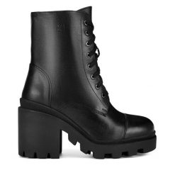Botki Badura. Czarne botki Badura, bez wzorów, bez obcasa, na słupku, bez zapięcia. Za 300.99 zł.