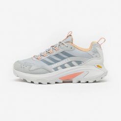 Buty turystyczne damskie Merrell Speed Remix GTX wodoodporne. Brązowe buty trekkingowe Merrell, z gore-texu, bez zapięcia. Za 699.99 zł.