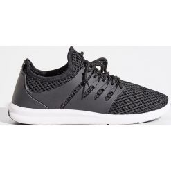 Buty sportowe - Czarny. Buty treningowe marki KALENJI. W wyprzedaży za 39.99 zł.