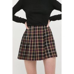 Liu Jo szorty WF2191.T4216 damskie wzorzyste high waist. Szorty Liu Jo, bez wzorów, z tkaniny. Za 779.99 zł.