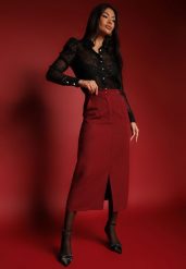 Bordowa Spódnica Ołówkowa z Wiskozą High Waist z Rozcięciem Semivinia. Czerwone spódnice Renee, na co dzień, s, bez wzorów, z wiskozy, eleganckie, midi, ołówkowe. W wyprzedaży za 63.99 zł.