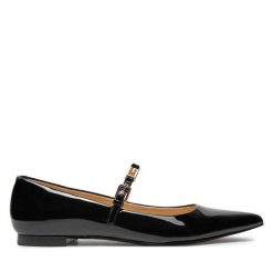 Baleriny Guess. Czarne baleriny Guess, z aplikacjami, bez obcasa, bez zapięcia. Za 339.99 zł.