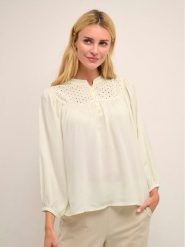 Kaffe Bluzka Dora 10507387 Biały Loose Fit. Białe bluzki Kaffe, bez wzorów, z wiskozy, bez kołnierzyka, bez ramiączek. Za 119.99 zł.
