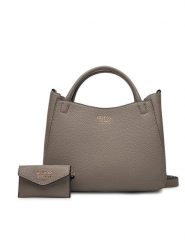 Guess Torebka HWPG96 48050 Brązowy. Brązowe torebki klasyczne Guess, z aplikacjami, ze skóry, bez dodatków. Za 359.99 zł.