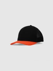 4F Czapka trucker z daszkiem uniseks - czarna S/M. Czarne czapki z daszkiem 4f, na lato, bez wzorów, z syntetyku, sportowe. Za 89.99 zł.