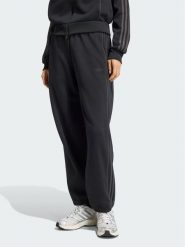 Adidas Spodnie dresowe 164782 Czarny Loose Fit. Czarne spodnie sportowe adidas, bez wzorów, z dresówki. Za 329.99 zł.