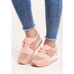 Różowe Buty Sportowe I'll Rise. Buty sportowe lifestyle marki Mohito. Za 79.99 zł.