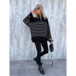 Sweter Cozy Black. Czarne swetry ClothStore, bez wzorów, z materiału, bez ramiączek. Za 219.00 zł.