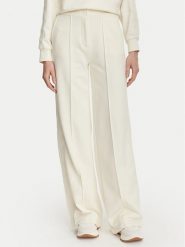 Guess Spodnie materiałowe V6YB26 K5139 Kremowy Relaxed Fit. Białe spodnie materiałowe Guess, z aplikacjami, z materiału. Za 434.99 zł.