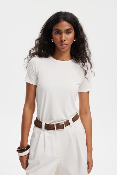 T-SHIRT NINA ECRU XS - Flawless. T-shirty Flawless, uniwersalny, bez wzorów, z materiału, eleganckie, bez kołnierzyka, bez ramiączek. Za 229.00 zł.