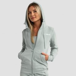 Bluza damska fitness z kapturem i zamkiem eukaliptowa Limitless. Zielone bluzy z kapturem GYMBEAM, xs, bez wzorów, z bawełny, z kapturem, na fitness i siłownię. Za 127.90 zł.