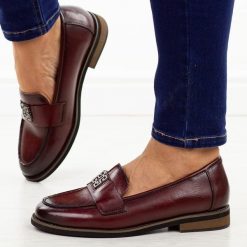 Bordowe lekkie mokasyny damskie Potocki 19312. Czerwone mokasyny POTOCKI, bez wzorów, z jeansu, z okrągłym noskiem. Za 189.00 zł.