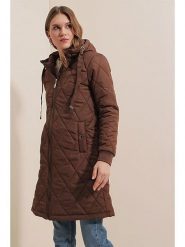 Bigdart Płaszcz pikowany w kolorze brązowym rozmiar: 36. Brązowe płaszcze Bigdart, bez wzorów, bez kaptura. Za 121.99 zł.