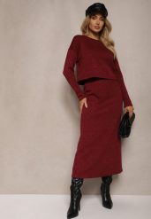 Bordowy Dzianinowy Komplet z Wiskozą Bluzka i Spódnica Ozdobiona Rozcięciem Ilirina. Czerwone bluzki Renee, bez wzorów, z dzianiny, eleganckie, bez kołnierzyka, bez ramiączek. W wyprzedaży za 119.99 zł.