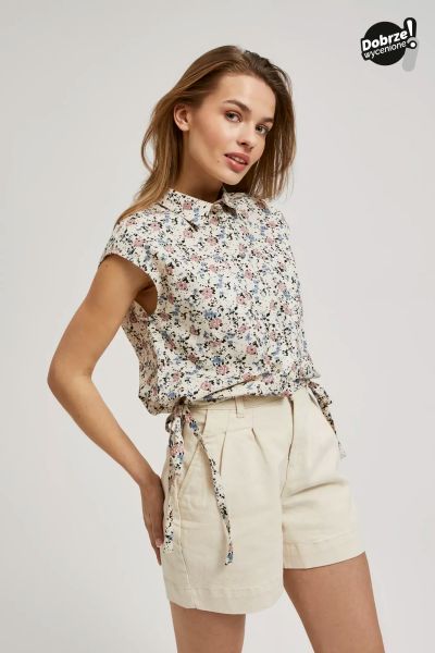 Koszula w kwiatki z kołnierzykiem i krótkimi rękawami beżowa. Brązowe koszule MOODO, m, bez wzorów, bez kołnierzyka, bez ramiączek. W wyprzedaży za 30.99 zł.