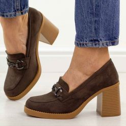 Brązowe mokasyny damskie na słupku M.Daszyński 2461-6. Brązowe mokasyny M.Daszyński, bez wzorów, z jeansu. Za 169.00 zł.