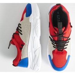 Sportowe buty - Wielobarwny. Buty treningowe marki Sinsay. Za 99.99 zł.