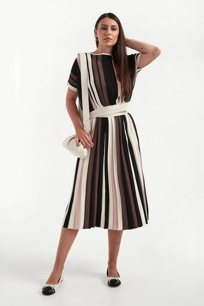 Spódnica plisowana Pleiadi WEEKEND MAX MARA. Spódnice Weekend Max Mara, xs, bez wzorów. Za 1,429.00 zł.