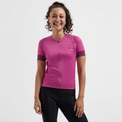 Koszulka rowerowa damska Rogelli Modesta z krótkim rękawem. Zielone t-shirty sportowe Rogelli, m, bez wzorów, z materiału, bez ramiączek, rowerowe. Za 173.00 zł.