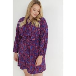 Ciemnofioletowa Sukienka Koszulowa z Wiązanym Paskiem Sofania. Fioletowe sukienki Born2be, na imprezę, l, z aplikacjami, bez kołnierzyka, plus size, bez ramiączek, mini, koszulowe. W wyprzedaży za 112.49 zł.