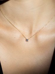 DIAMANTA Złoty naszyjnik "Collier Impérial" z diamentową zawieszką - dł. 42 cm rozmiar: onesize. Żółte naszyjniki DIAMANTA, z materiału, z diamentem, złote. Za 7,307.99 zł.