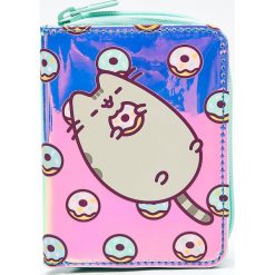 Portfel z nadrukiem Pusheen - Fioletowy. Portfele marki Reserved. W wyprzedaży za 24.99 zł.