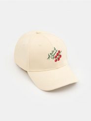 Czapka z daszkiem z haftem pomidorów - kremowy. Białe czapki z daszkiem Sinsay, bez wzorów. Za 15.99 zł.