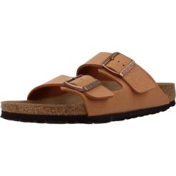 Klapki damskie Birkenstock Arizona BS. Brązowe klapki Birkenstock, bez wzorów, z materiału, bez obcasa, bez zapięcia. Za 420.35 zł.