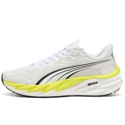 Buty Do Biegania Puma Velocity Nitro 4 Dorośli. Białe buty do biegania Puma, bez wzorów, z gumy, bez zapięcia, do biegania. Za 569.99 zł.