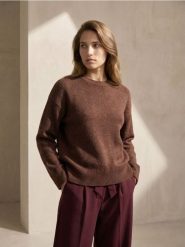 Luźny sweter z okrągłym dekoltem - brązowy. Brązowe swetry Sinsay, l, bez wzorów, bez ramiączek. Za 49.99 zł.