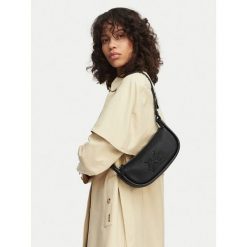 Torebka KARL LAGERFELD. Czarne torebki klasyczne KARL LAGERFELD, bez wzorów, klasyczne, bez dodatków. Za 999.99 zł.