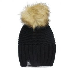 Czapka z pomponem – unisex – rozmiar uniwersalny – wyprodukowano w UE (czarna). Czarne czapki zimowe SURF MONKEY, bez wzorów, z materiału, eleganckie. Za 179.95 zł.